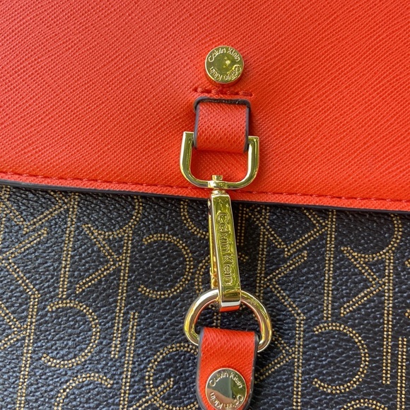 New Calvin Klein Women’s Backpack - Picture 5 of 6